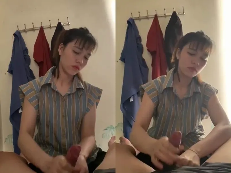 Anh trai đi vắng, ép bạn gái của anh trai sục chim xuất tinh